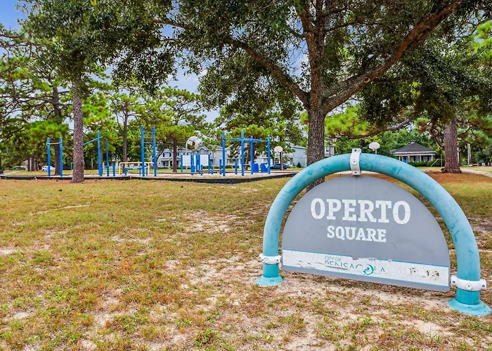 1585 E Blount St Pensacola