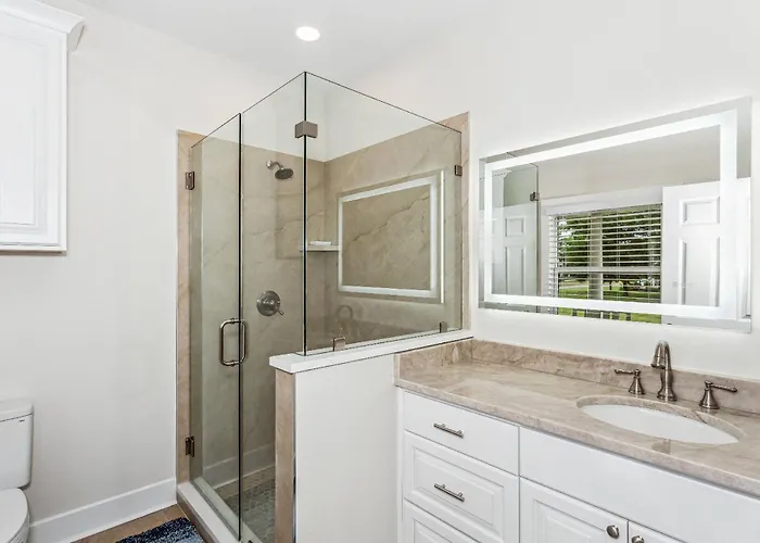 Holiday home 1585 E Blount St *